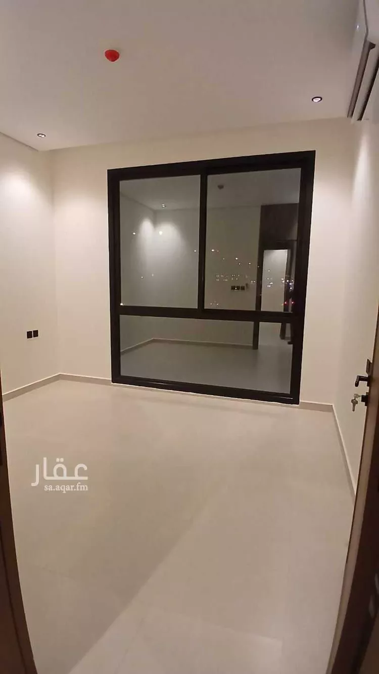 شقة للإيجار في شارع تقى الدين التميمى, حي المهدية, مدينة الرياض, منطقة الرياض 8
