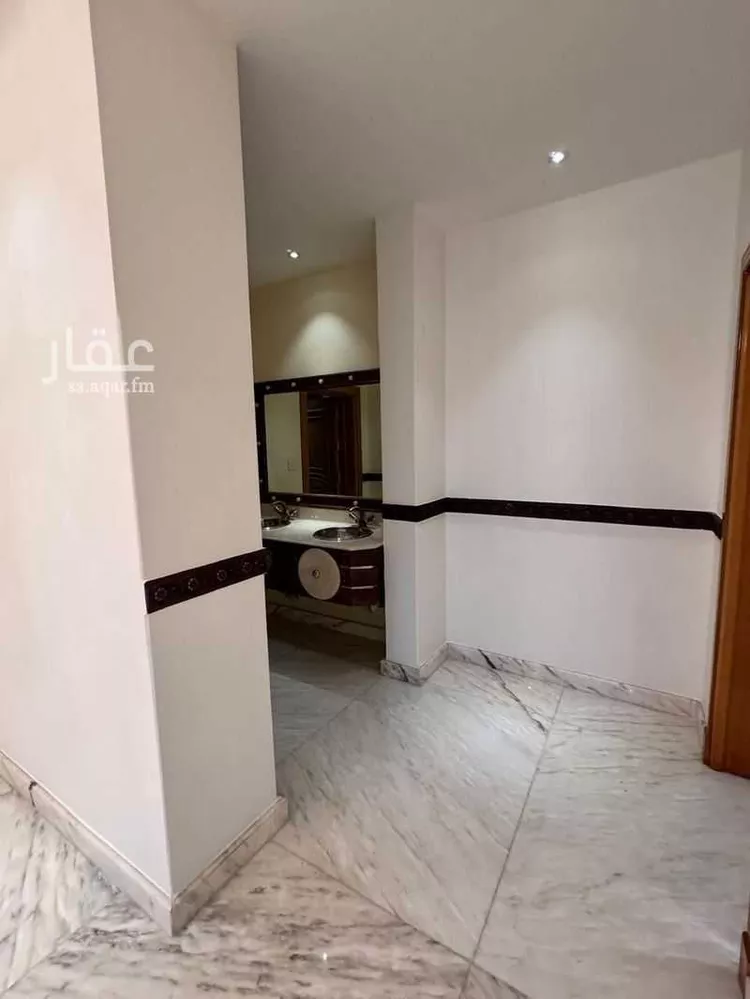 فيلا للبيع في شارع سماح, حي التعاون, مدينة الرياض, منطقة الرياض صورة 3