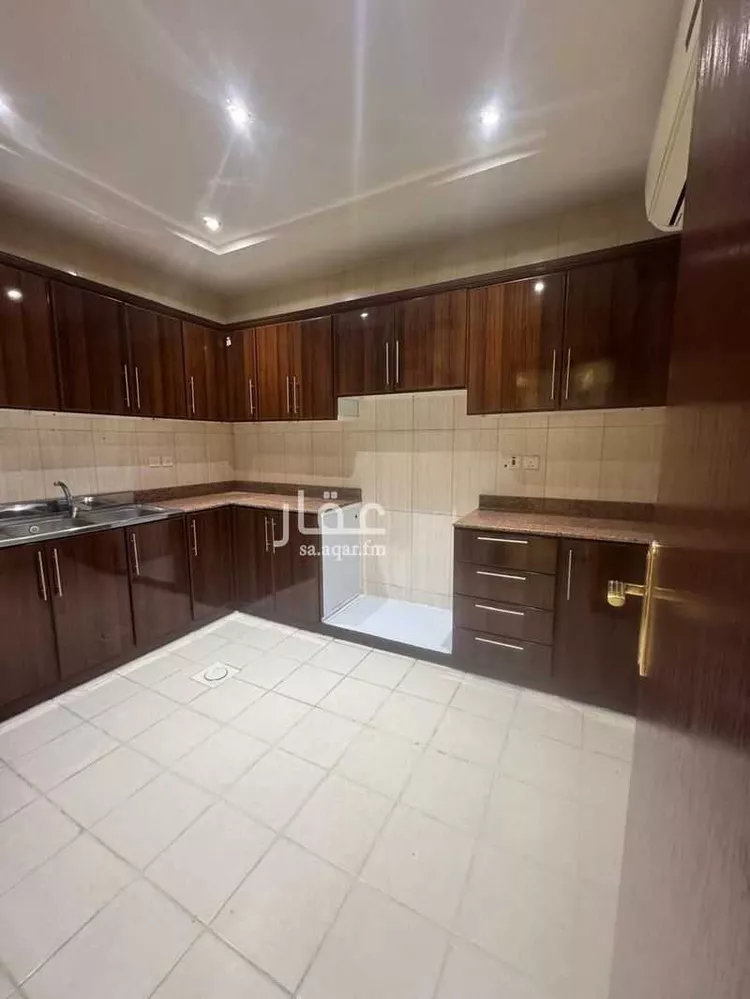 شقة للإيجار في شارع الحسين بن علي, حي الإزدهار, مدينة الرياض, منطقة الرياض صورة 3