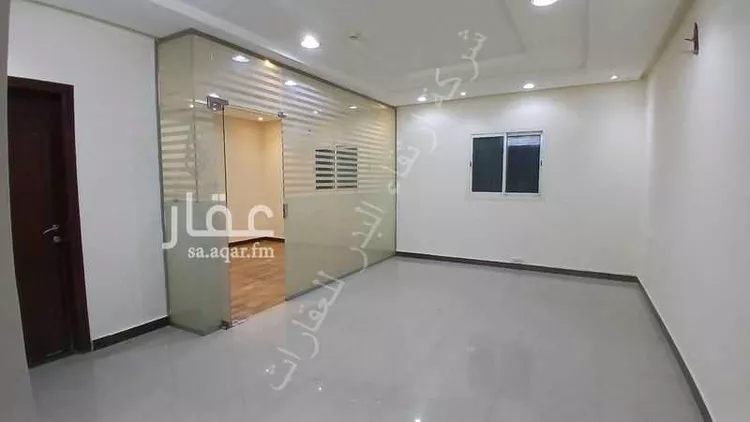 مكتب تجاري للإيجار في شارع الشيخ حسن بن حسين بن علي, حي إشبيلية, مدينة الرياض, منطقة الرياض صورة 5