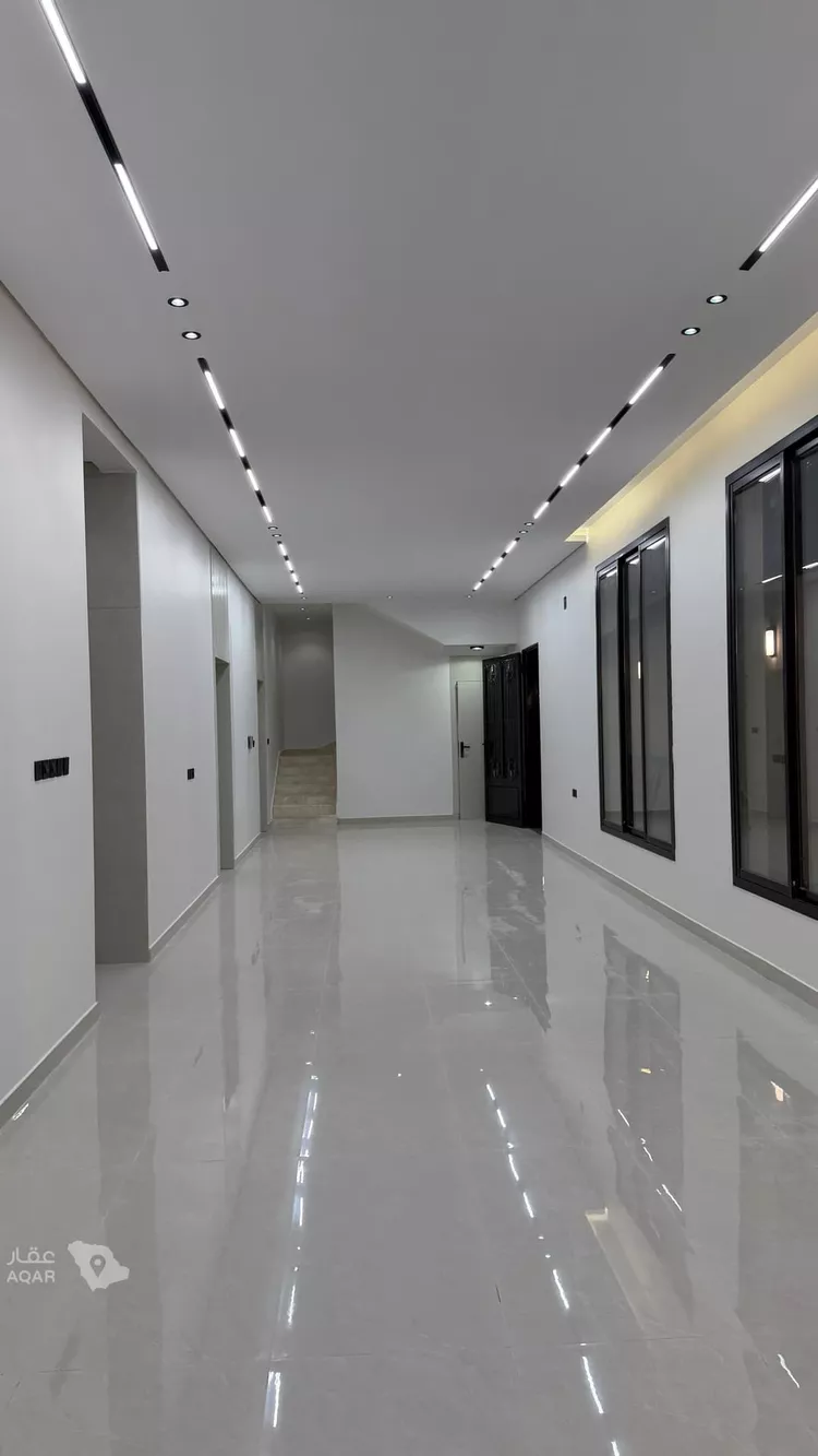 فيلا للبيع في شارع أوس الطائي, حي النهضة, مدينة الرياض, منطقة الرياض 13
