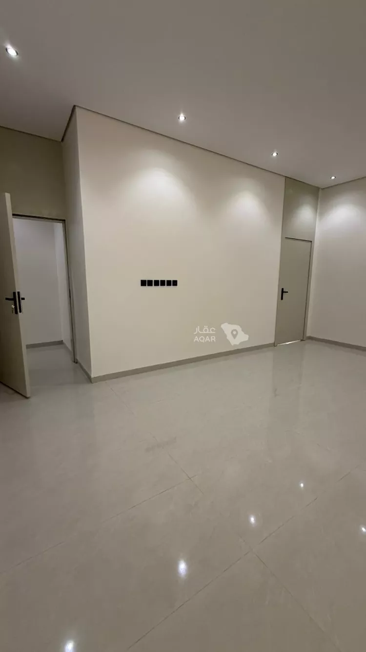 فيلا للبيع في شارع أوس الطائي, حي النهضة, مدينة الرياض, منطقة الرياض 4