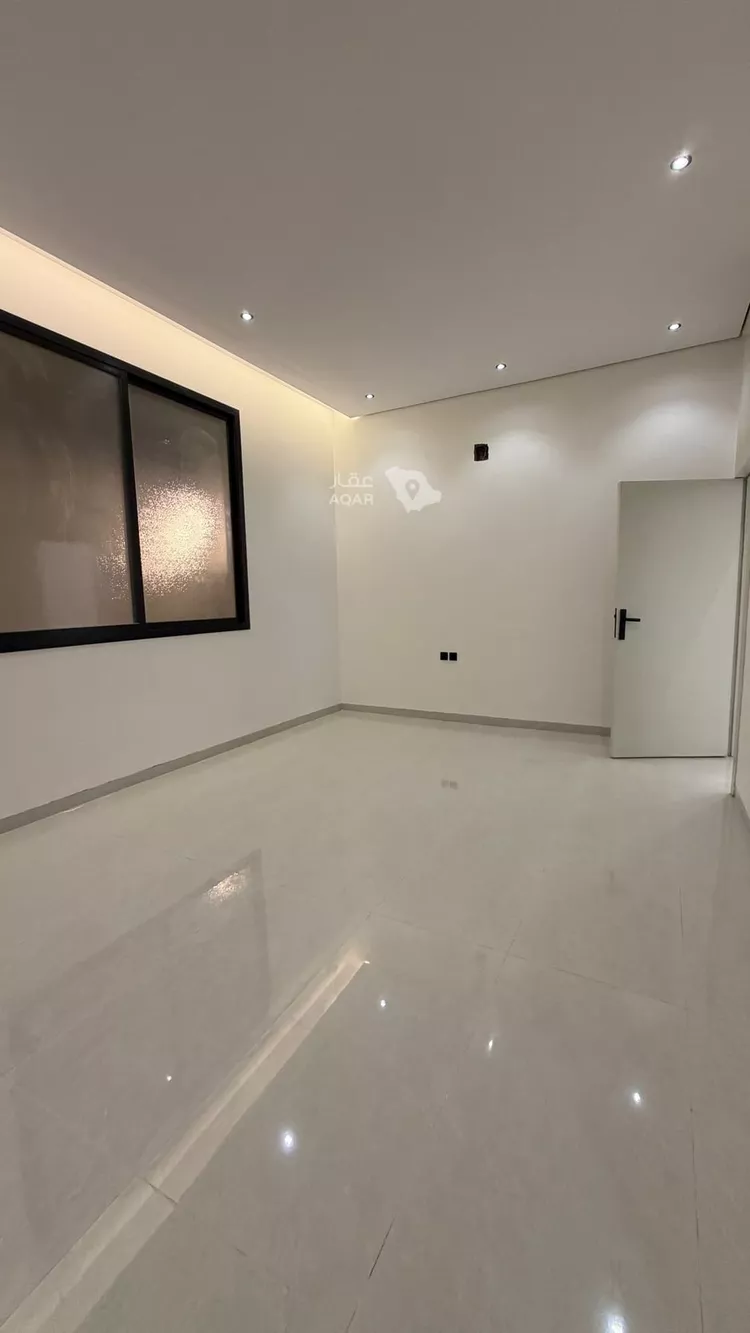 فيلا للبيع في شارع أوس الطائي, حي النهضة, مدينة الرياض, منطقة الرياض 5