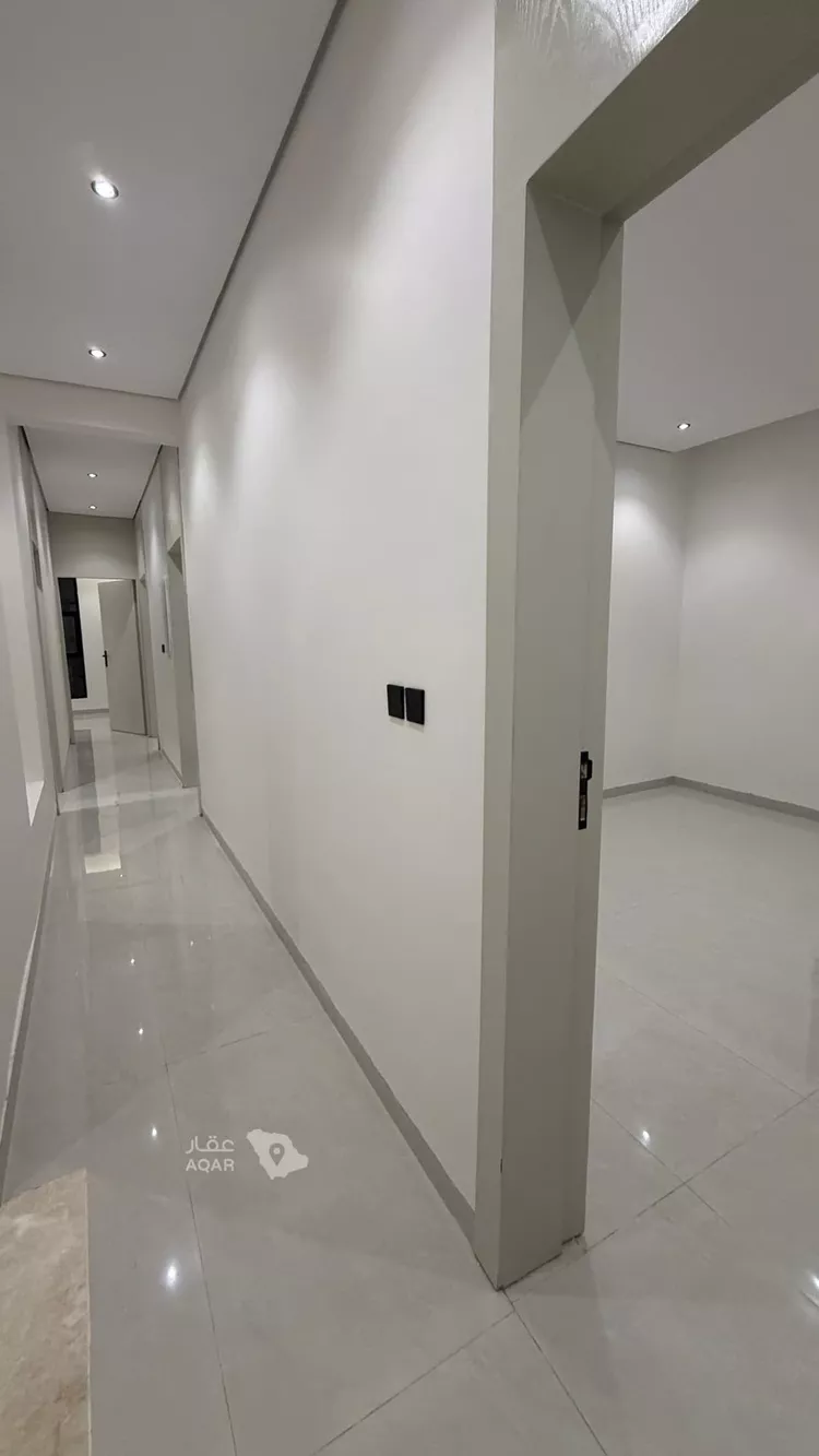 فيلا للبيع في شارع أوس الطائي, حي النهضة, مدينة الرياض, منطقة الرياض 8