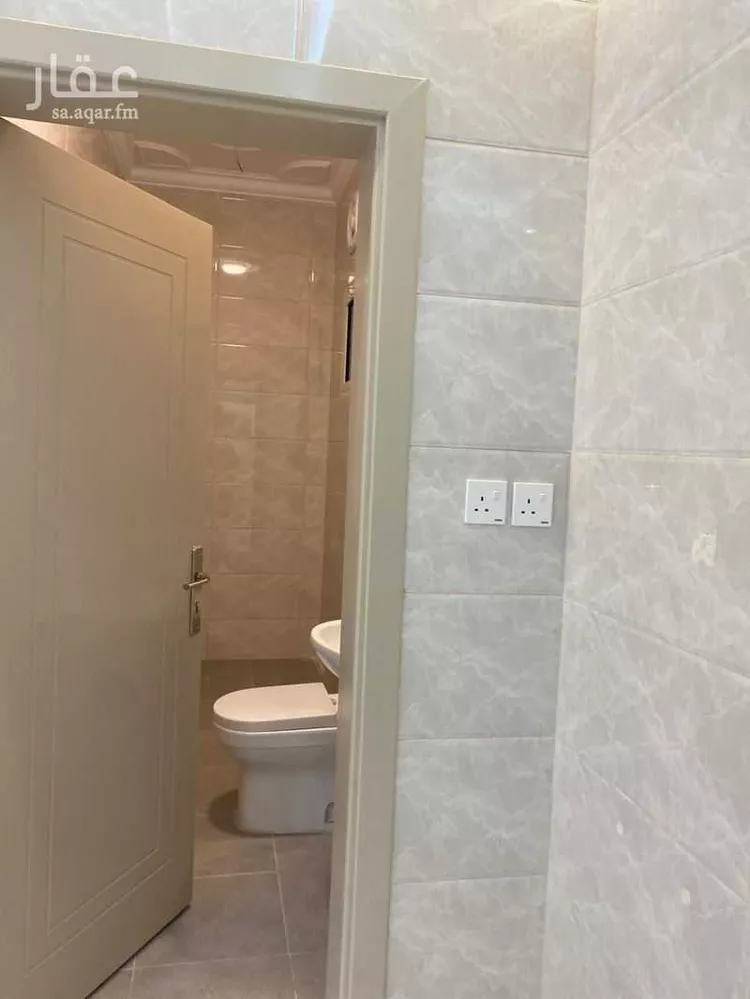 شقة للإيجار في شارع اسحاق بن شاهين ، حي السكب ، المدينة المنورة ، منطقة المدينة المنورة صورة 3