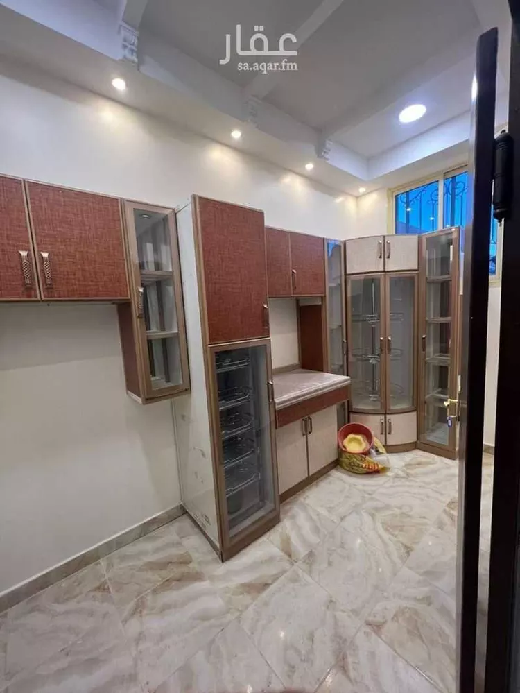 فيلا للبيع في شارع الماس, حي الحزم, مدينة بريدة, منطقة القصيم صورة 2