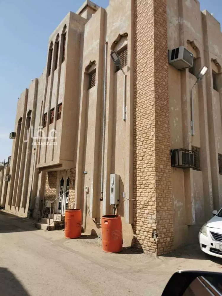 فيلا للبيع في شارع بنت المعتمد, حي الشماس, مدينة بريدة, منطقة القصيم صورة 2