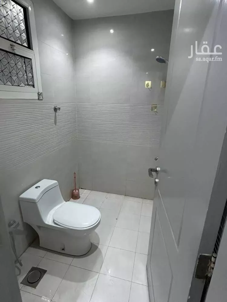 شقة للإيجار في شارع القادسي, حي العزيزية, مدينة الرياض, منطقة الرياض صورة 2