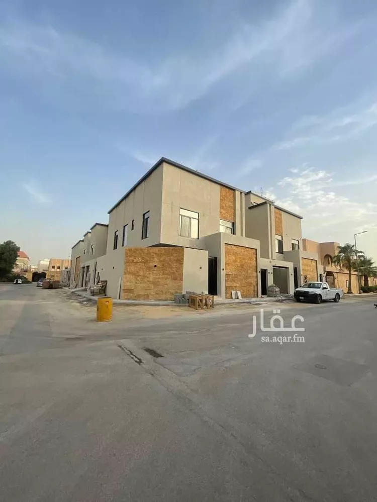 فيلا للبيع في شارع عويمر بن أبي عدي, حي الأندلس, مدينة الرياض, منطقة الرياض صورة 2