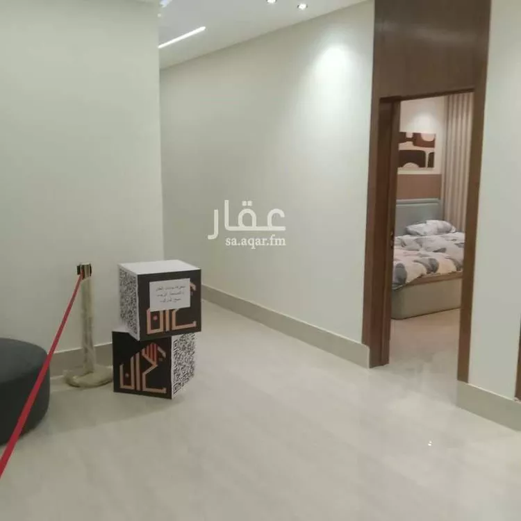 فيلا للبيع في شارع إسماعيل القيسي, حي عكاظ, مدينة الرياض, منطقة الرياض صورة 2