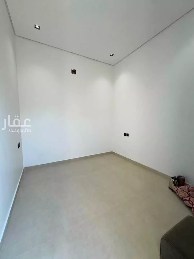 دور للبيع في شارع المجاز, حي الحزم, مدينة الرياض, منطقة الرياض صورة 2