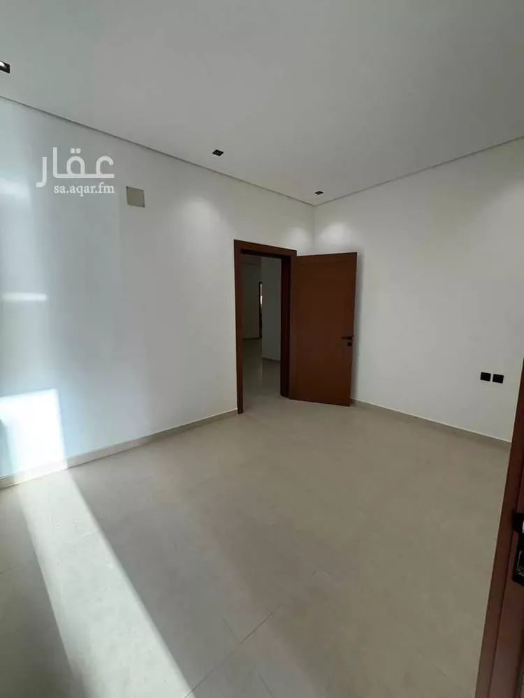 Floor for Sale in Riyadh Al Hazm صورة 4
