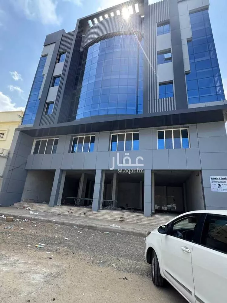 عمارة للإيجار في شارع راس تنورة, حي الربوة, مدينة أبها, منطقة عسير صورة 3