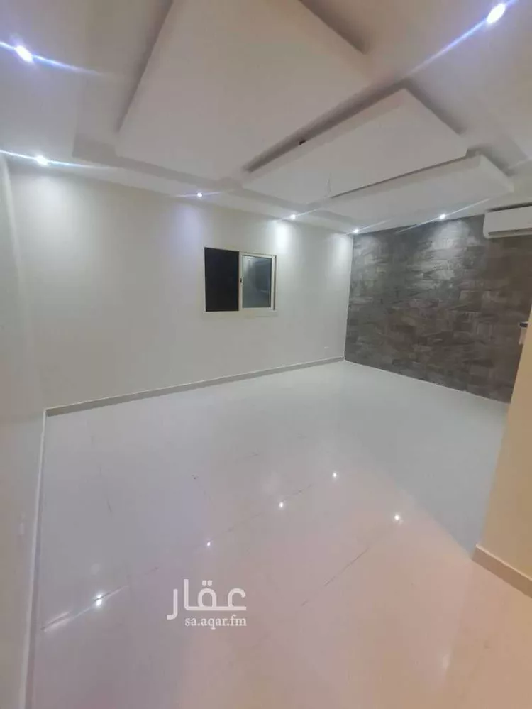 شقة للإيجار في شارع شارع 18 هـ, حي الشاطئ, مدينة جازان, منطقة جازان