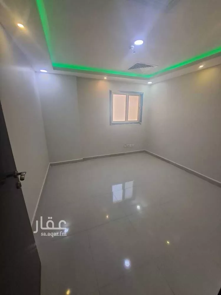 مكتب تجاري للإيجار في شارع طريق الملك عبدالعزيز, حي الصفاء, مدينة جازان, منطقة جازان صورة 3