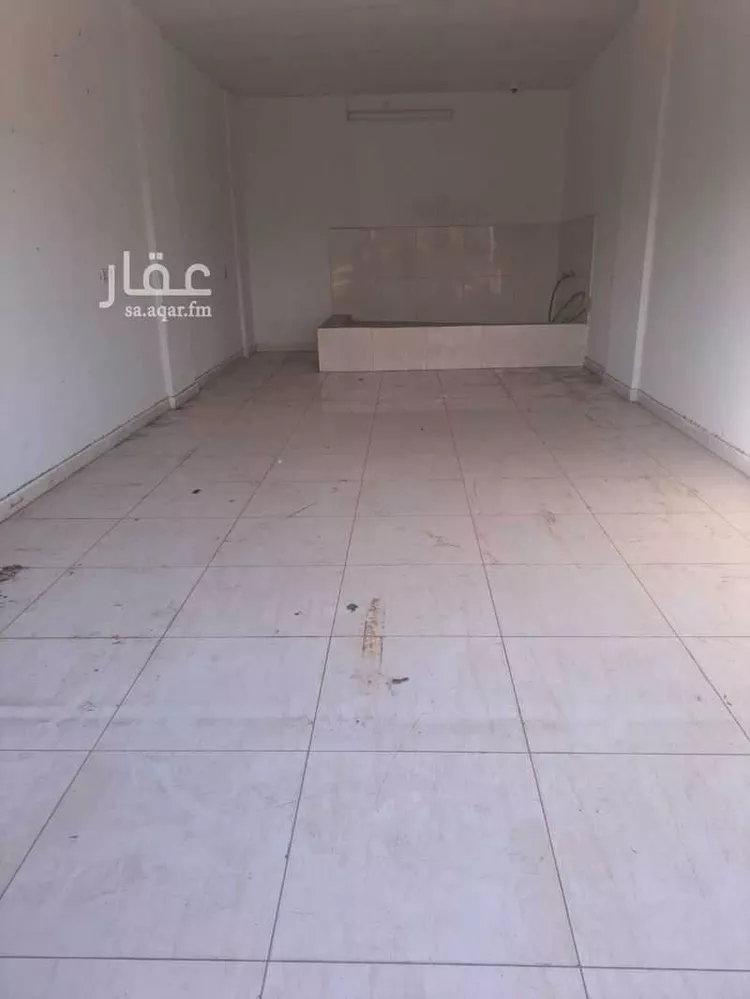 مكتب تجاري للإيجار في شارع الامام احمد بن حنبل, حي المحمدية 2, مدينة جازان, منطقة جازان صورة 3