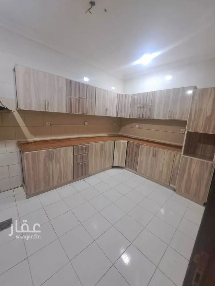 شقة للإيجار في شارع شارع 18 هـ, حي الشاطئ, مدينة جازان, منطقة جازان صورة 2