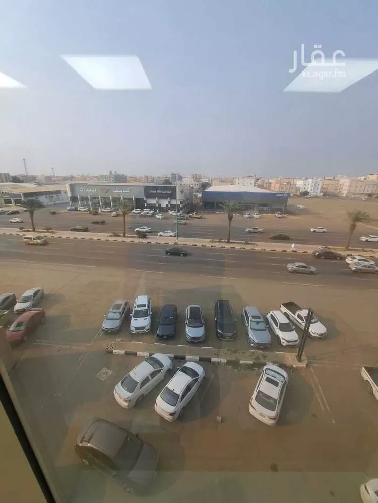 مكتب تجاري للإيجار في شارع طريق الملك عبدالعزيز, حي الصفاء, مدينة جازان, منطقة جازان صورة 2