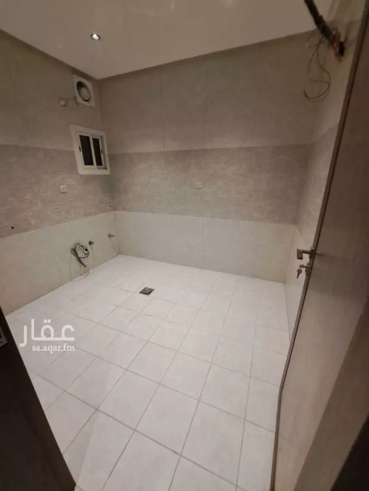 شقة للإيجار في شارع الامام احمد بن حنبل, حي المحمدية 2, مدينة جازان, منطقة جازان صورة 4