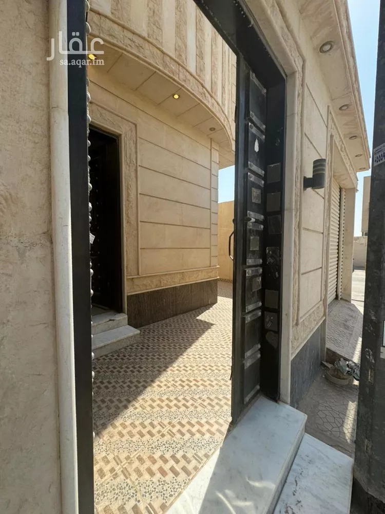فيلا للبيع في شارع برزخ العروضي, حي الرمال, مدينة الرياض, منطقة الرياض صورة 5