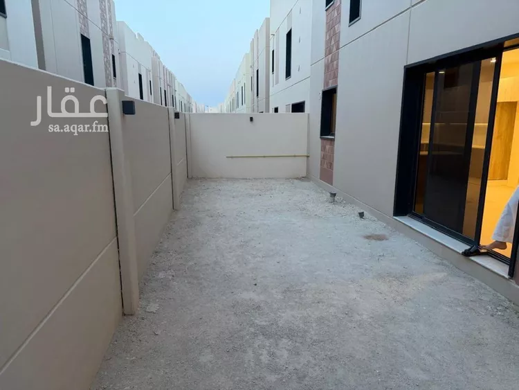 فيلا للإيجار في شارع رقم 2086, حي سدرة, مدينة الرياض, منطقة الرياض 17
