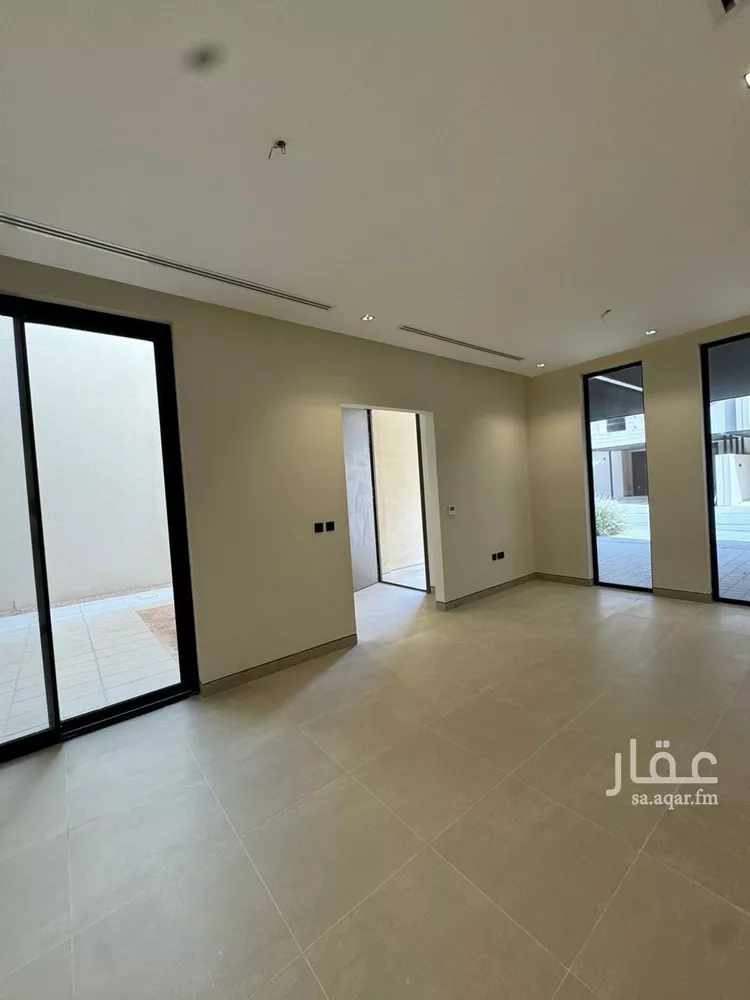 فيلا للإيجار في شارع رقم 1076, حي سدرة, مدينة الرياض, منطقة الرياض صورة 4