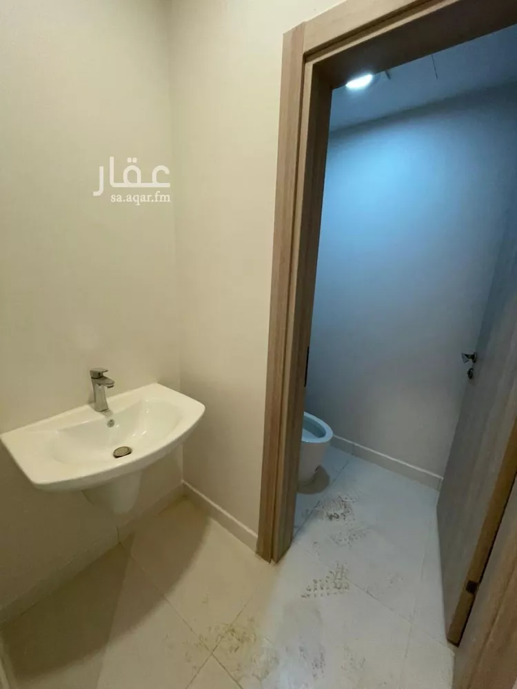 فيلا للإيجار في حي مطار الملك خالد الدولي, مدينة الرياض, منطقة الرياض 15