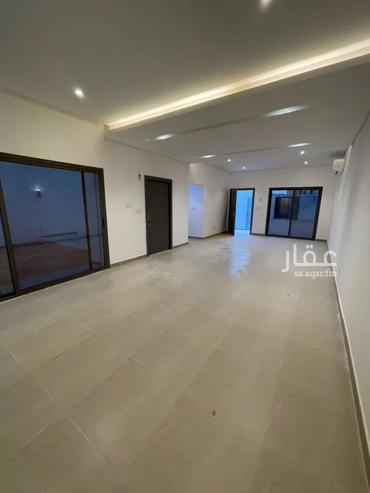 فيلا للإيجار في حي مطار الملك خالد الدولي, مدينة الرياض, منطقة الرياض صورة 3