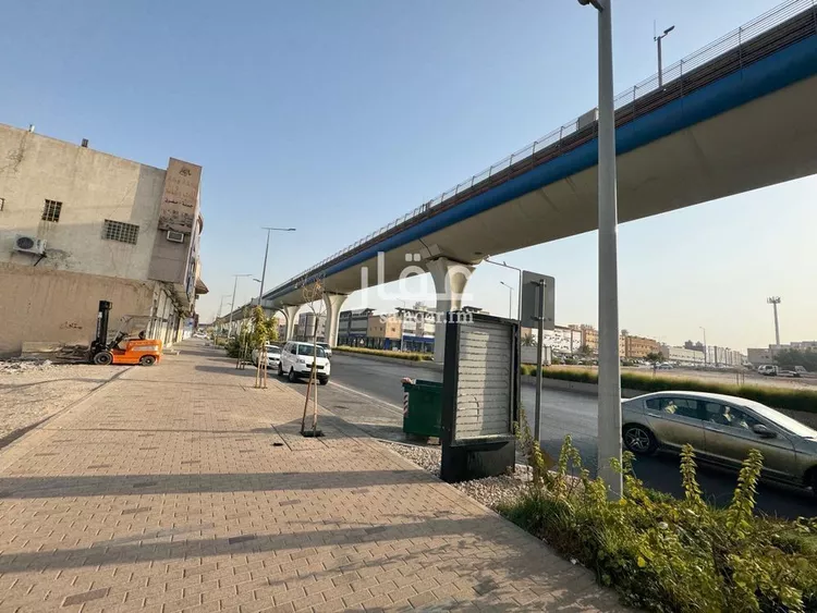 أرض للبيع في شارع الشباب, حي العزيزية, مدينة الرياض, منطقة الرياض صورة 5