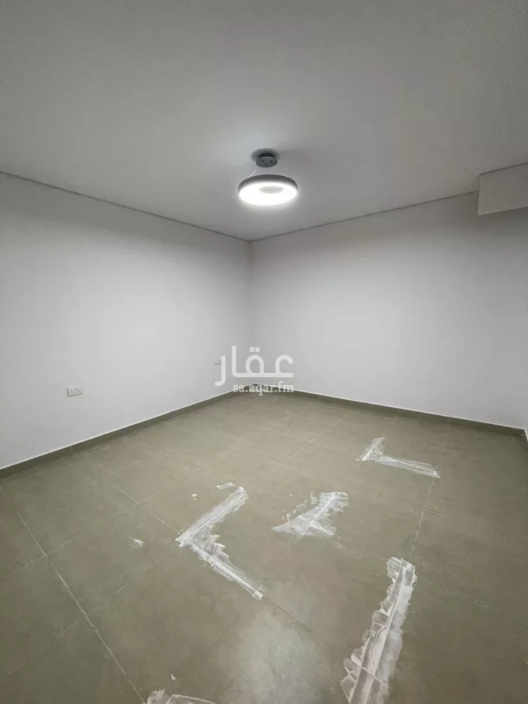 فيلا للإيجار في شارع عبدالرحمن بن مفيريج, حي مطار الملك خالد الدولي, مدينة الرياض, منطقة الرياض صورة 4