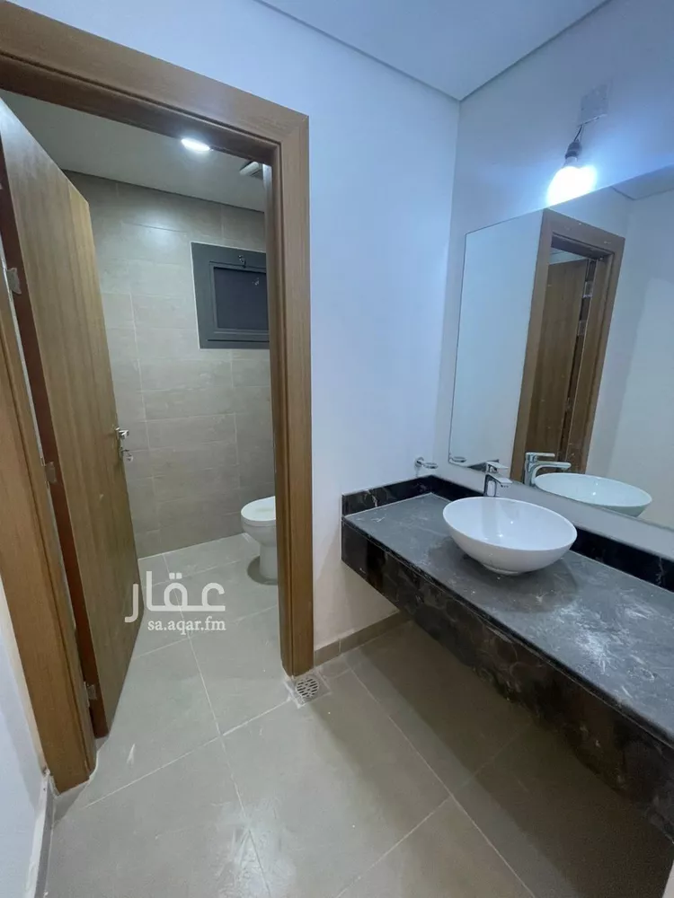 فيلا للإيجار في شارع طلحة العلثي, حي مطار الملك خالد الدولي, مدينة الرياض, منطقة الرياض صورة 5