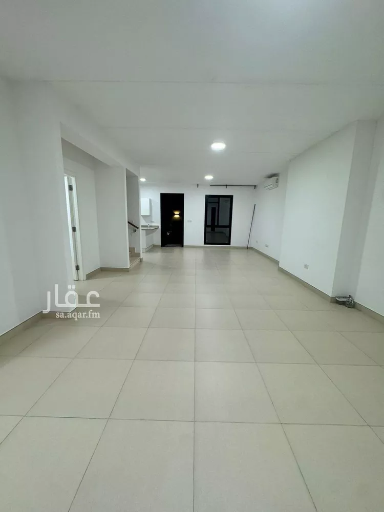 فيلا للإيجار في شارع رقم 1015, حي سدرة, مدينة الرياض, منطقة الرياض صورة 5