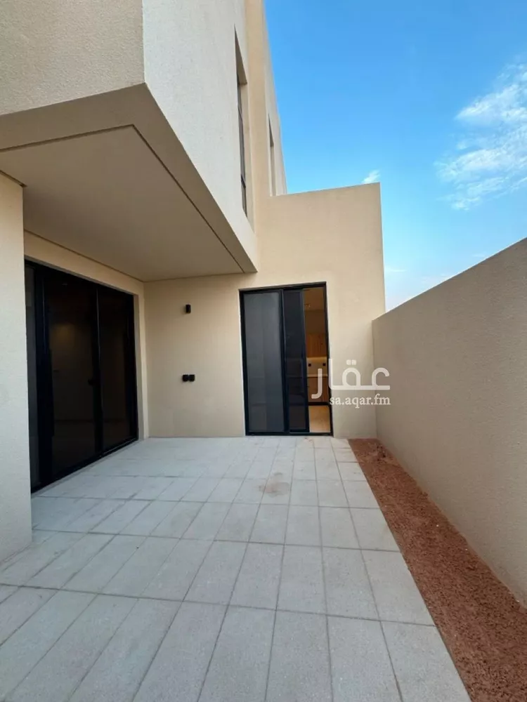 فيلا للبيع في شارع رقم 1027, حي سدرة, مدينة الرياض, منطقة الرياض 7