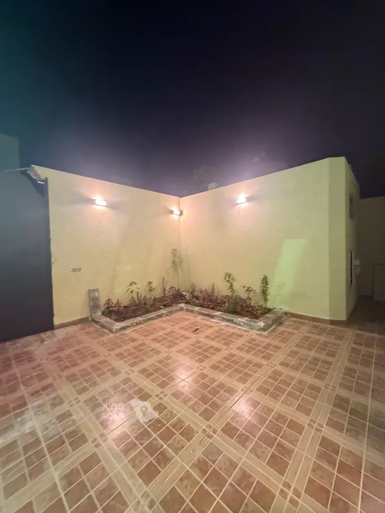 Villa for Sale in Riyadh As Sahafah 6