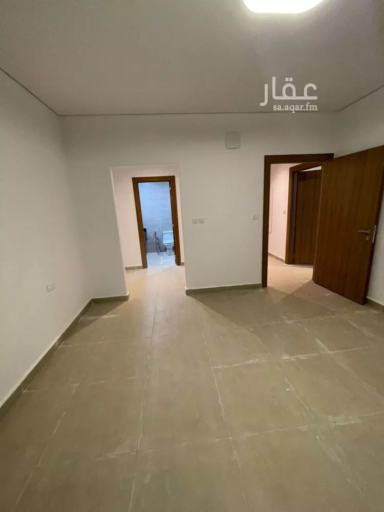 فيلا للإيجار في شارع عبدالرحمن بن مفيريج, حي مطار الملك خالد الدولي, مدينة الرياض, منطقة الرياض صورة 5