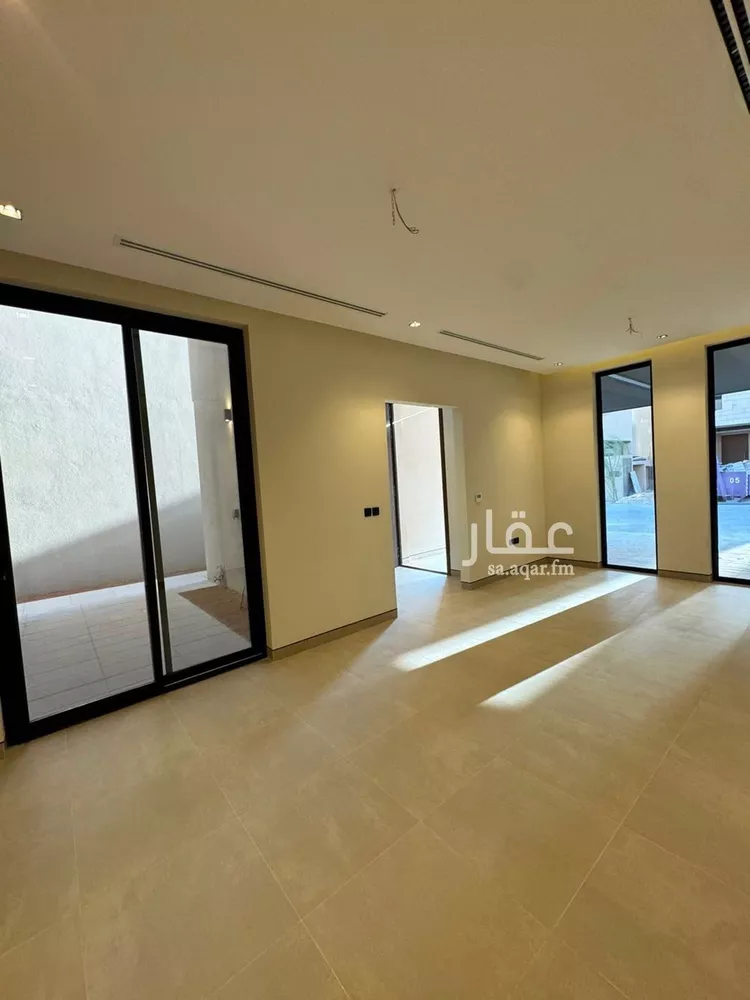 فيلا للإيجار في شارع رقم 1029, حي سدرة, مدينة الرياض, منطقة الرياض 17