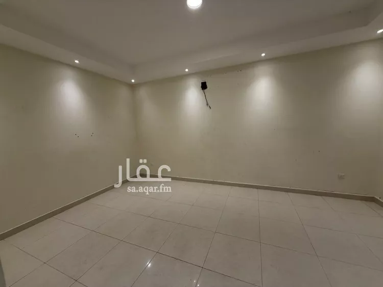 فيلا للبيع في شارع عقيل بن أبي طالب, حي الشفاء, مدينة الخبر, المنطقة الشرقية صورة 5