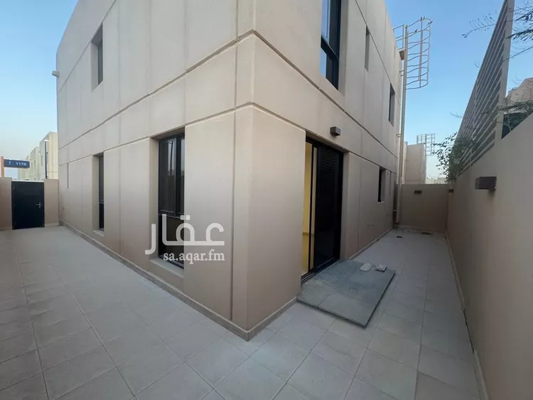 فيلا للإيجار في شارع رقم 1077, حي سدرة, مدينة الرياض, منطقة الرياض صورة 4