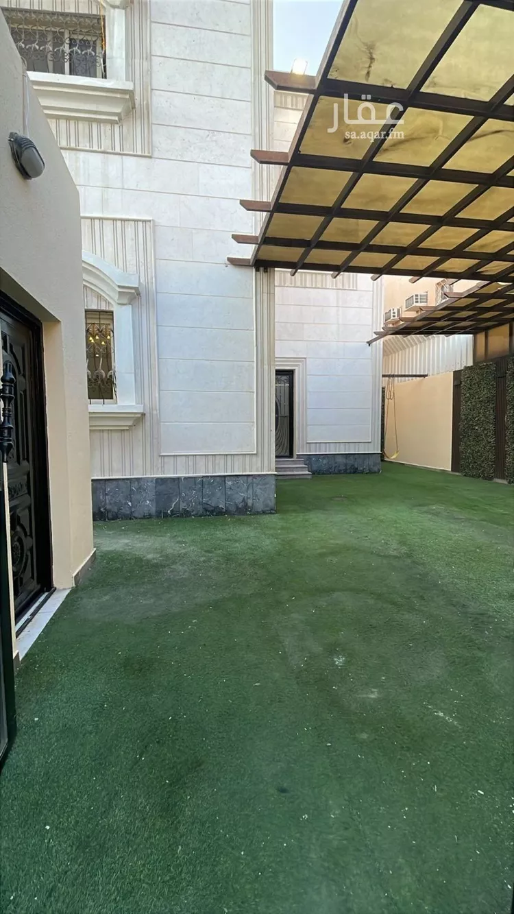 فيلا للبيع في شارع كعب بن الحارث, حي المنار, مدينة الدمام, المنطقة الشرقية صورة 3