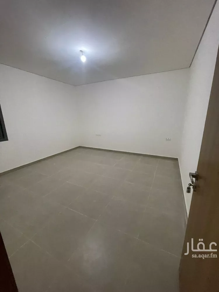 فيلا للإيجار في شارع طلحة العلثي, حي مطار الملك خالد الدولي, مدينة الرياض, منطقة الرياض صورة 3