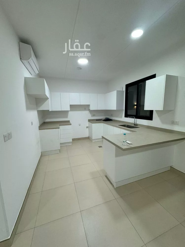 فيلا للإيجار في شارع رقم 1015, حي سدرة, مدينة الرياض, منطقة الرياض صورة 4