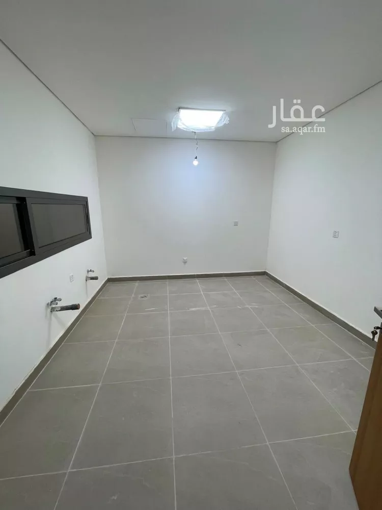 فيلا للإيجار في شارع المختص البدري, حي مطار الملك خالد الدولي, مدينة الرياض, منطقة الرياض 8