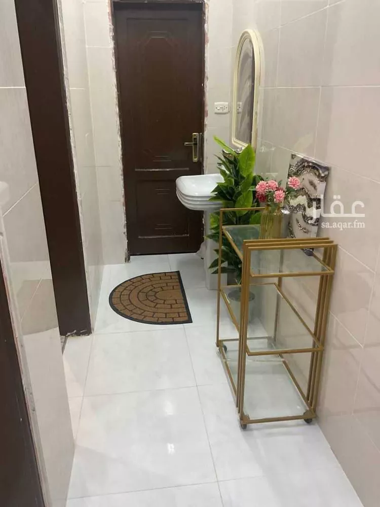 شقة للإيجار في شارع أبي محمد القاسم ، حي القادسية الثاني ، تبوك ، منطقة تبوك صورة 5