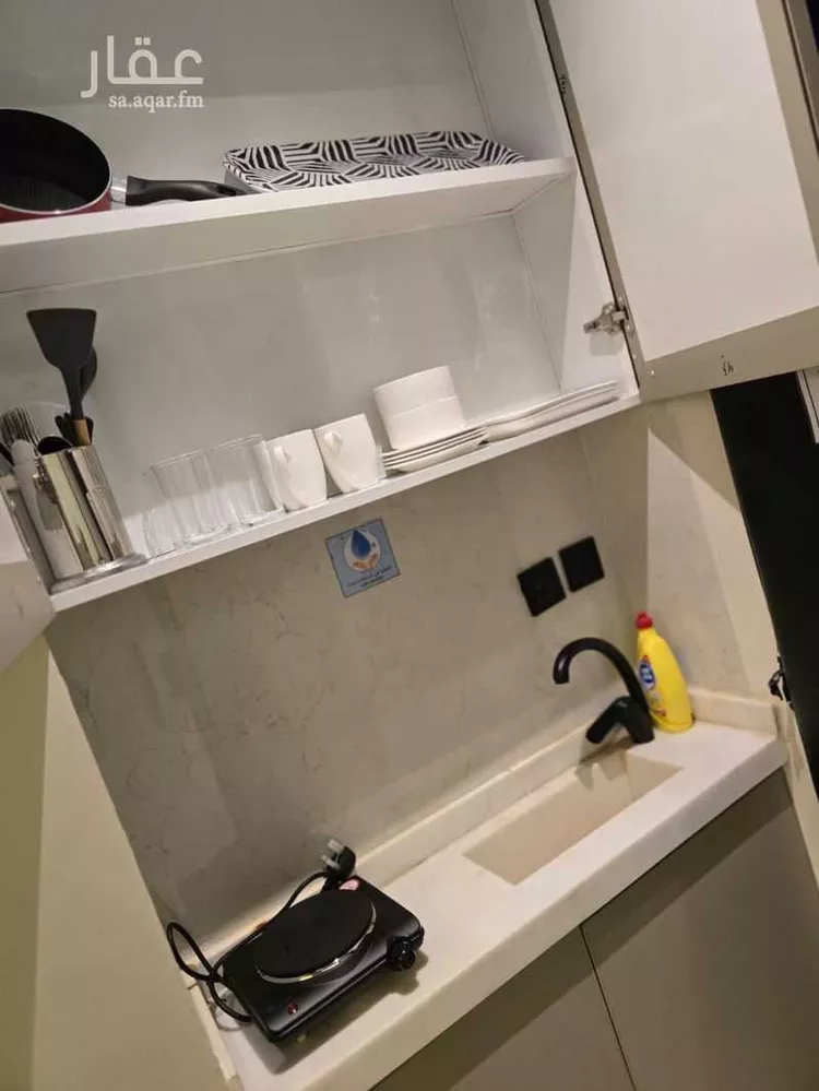 غرفة للإيجار في شارع البحيرات ، حي الملقا ، الرياض ، منطقة الرياض صورة 2
