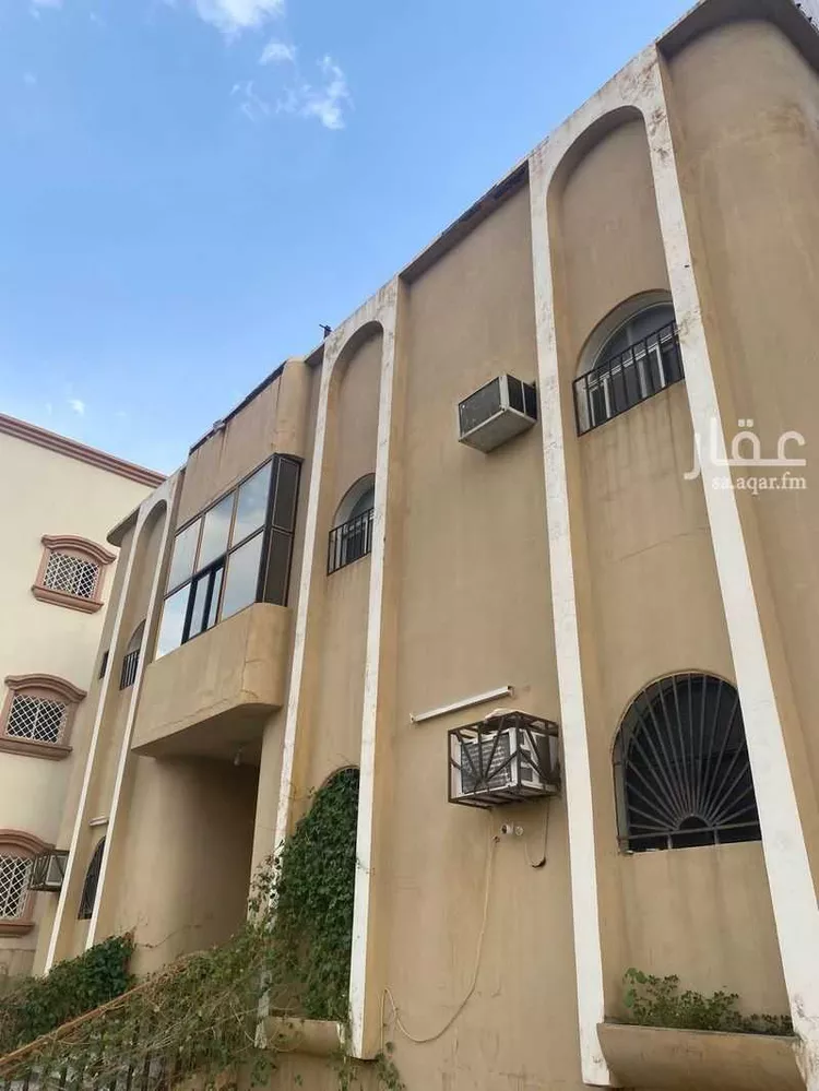 عمارة للبيع في شارع بلال بن رباح, حي الضرس, مدينة محائل, منطقة عسير صورة 2