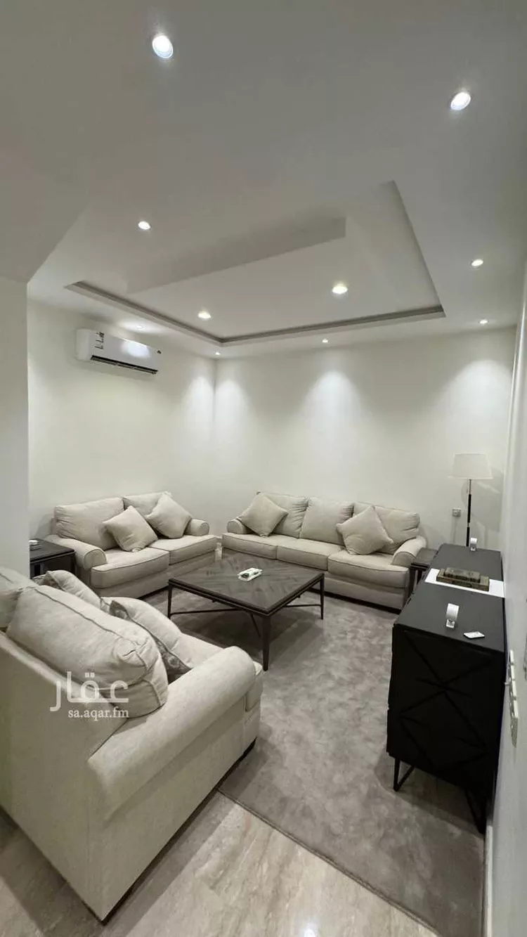 فيلا للإيجار في شارع رقم 366 ، حي الياسمين ، الرياض ، منطقة الرياض صورة 2