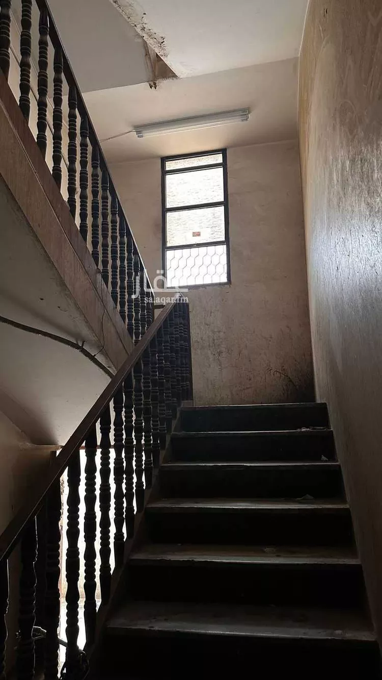 عمارة للبيع في شارع حمزة بن عبدالمطلب, حي ظهرة البديعة, مدينة الرياض, منطقة الرياض صورة 2