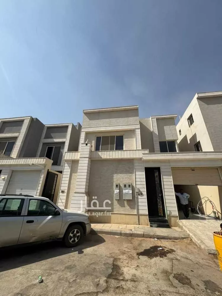 فيلا للإيجار في شارع شارع صالح بن علي ابو الورود, حي الرمال, مدينة الرياض, منطقة الرياض