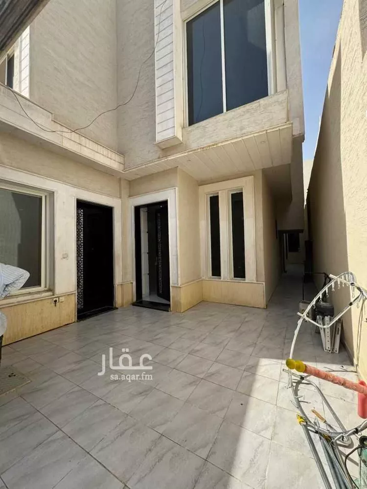 فيلا للإيجار في شارع شارع صالح بن علي ابو الورود, حي الرمال, مدينة الرياض, منطقة الرياض صورة 4