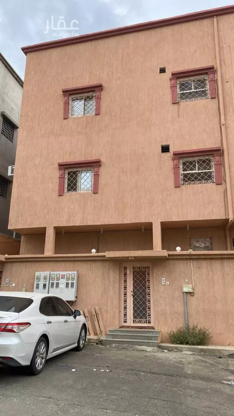 عمارة للبيع في شارع منطقه عسكريه, حي الرصراص 1, مدينة خميس مشيط, منطقة عسير صورة 2